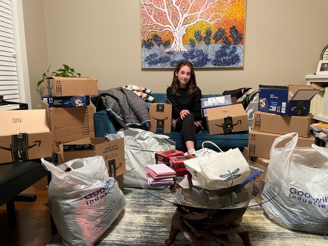 Arlington Soccer's Sophie Moret organizes technology and clothing drive for Ukrainian refugees 
